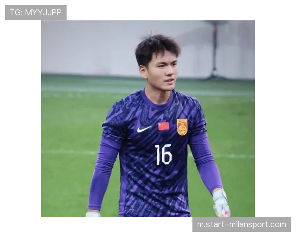 乌兹别克斯坦门将后卫相撞失误 暴露防守协同性不足短板